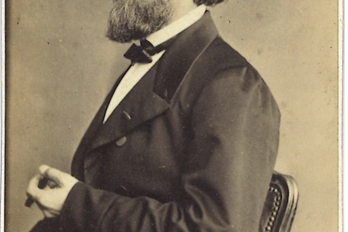 Portretfoto (carte-de-visite) van Étienne Soubre